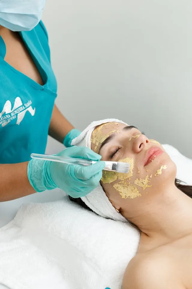 Facial Gold